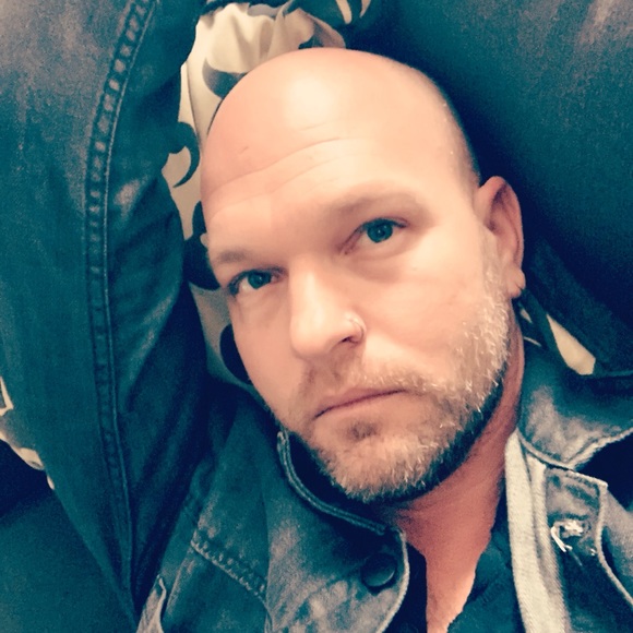 Meet your Posher, Ron - Picture 2 of 10